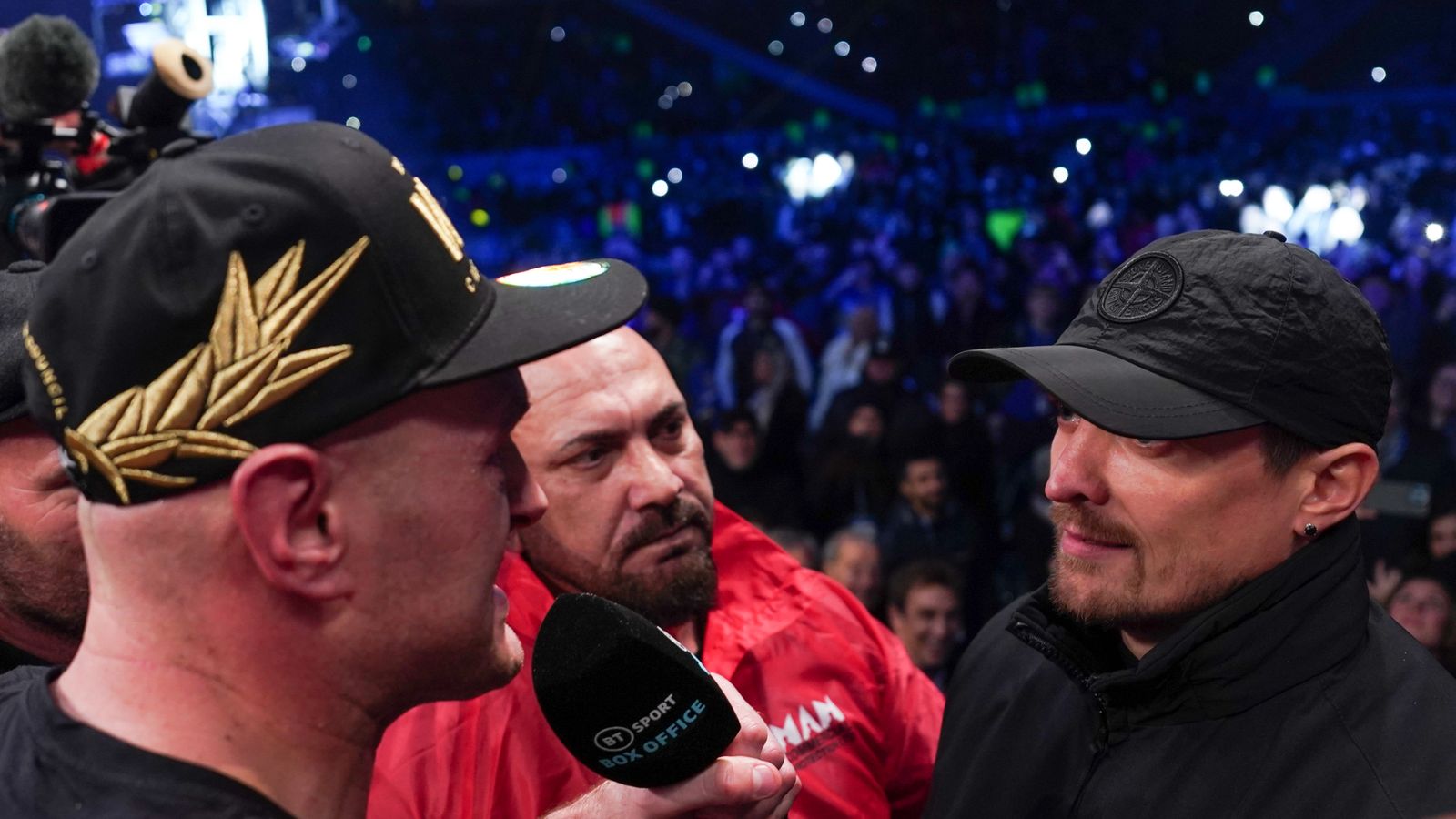 Tyson Fury'den Usyk'e: Ben Vücut Geliştirmeci Değilim, Seni Bitireceğim!